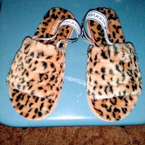 Koolaburra by UGG Fuzz'n II Sandal